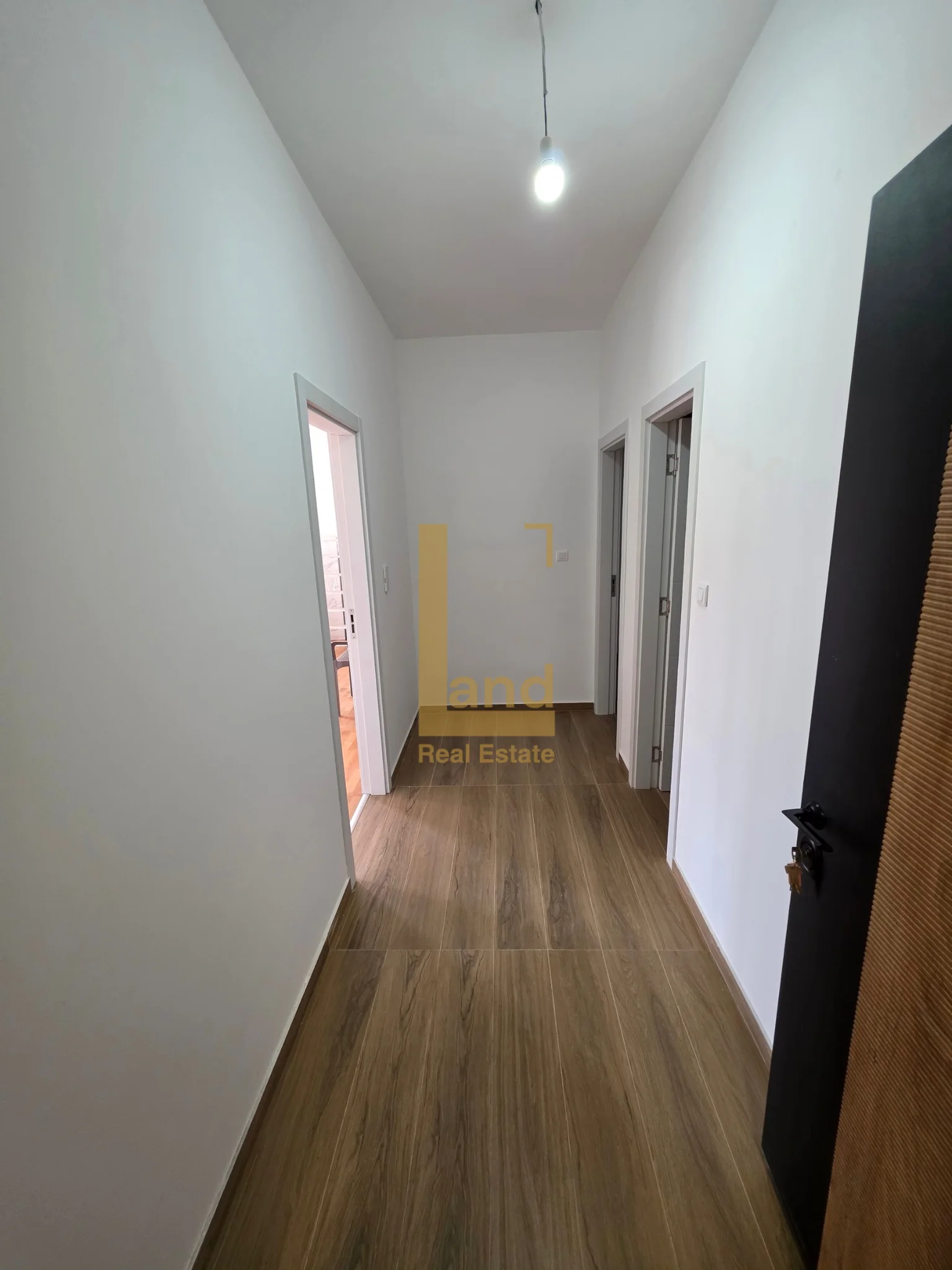 Prodaja, dvosoban stan, 64m2, Tološi Podgorica