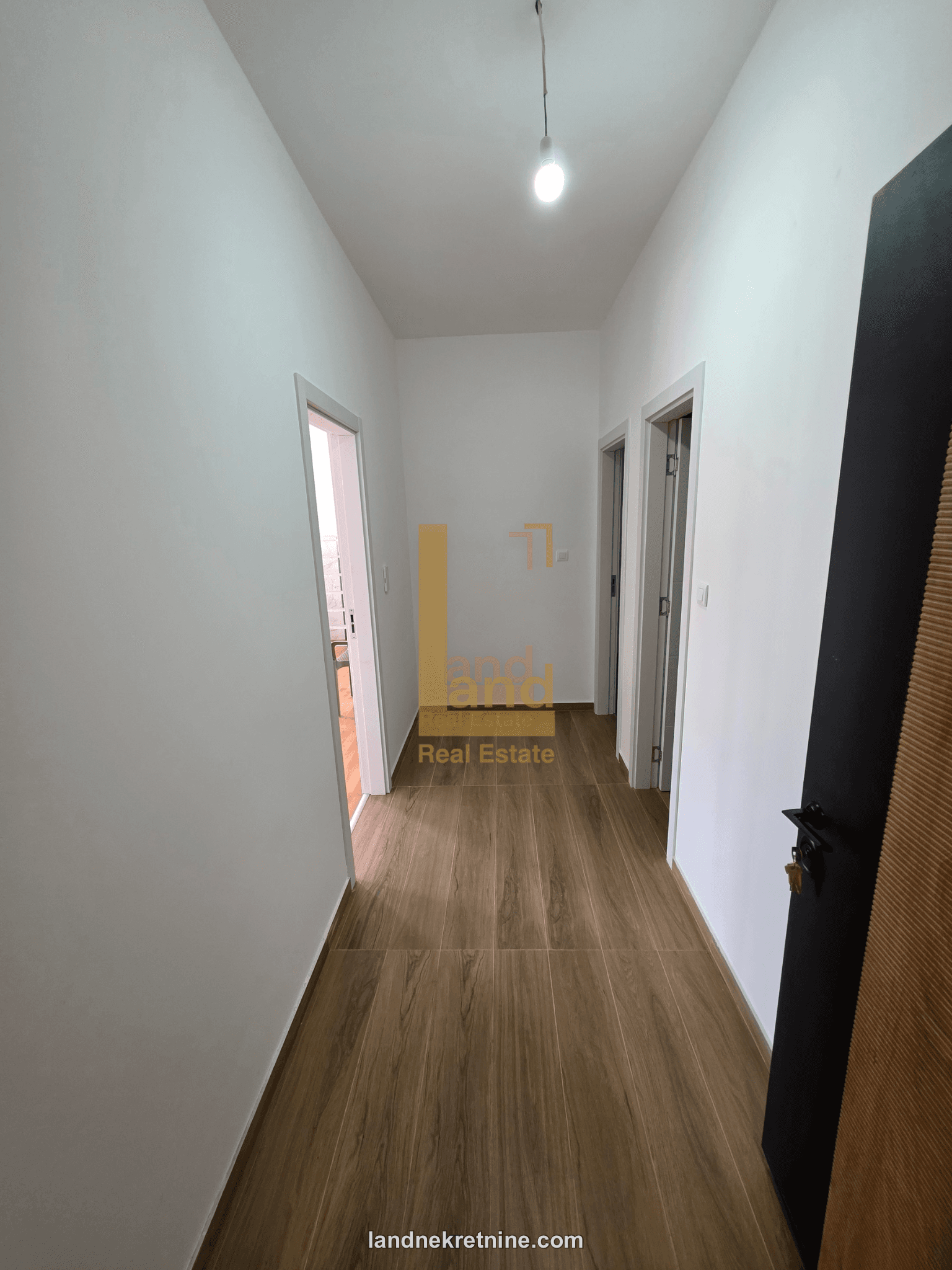 Prodaja, dvosoban stan, 64m2, Tološi Podgorica